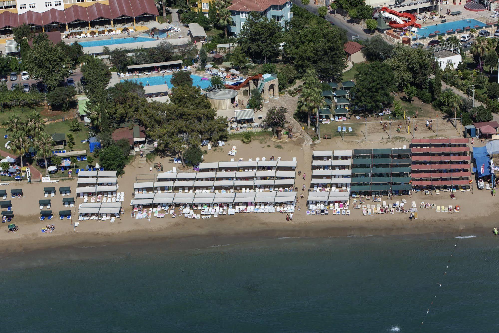 Armas Green Fugla Beach Avsallar Buitenkant foto